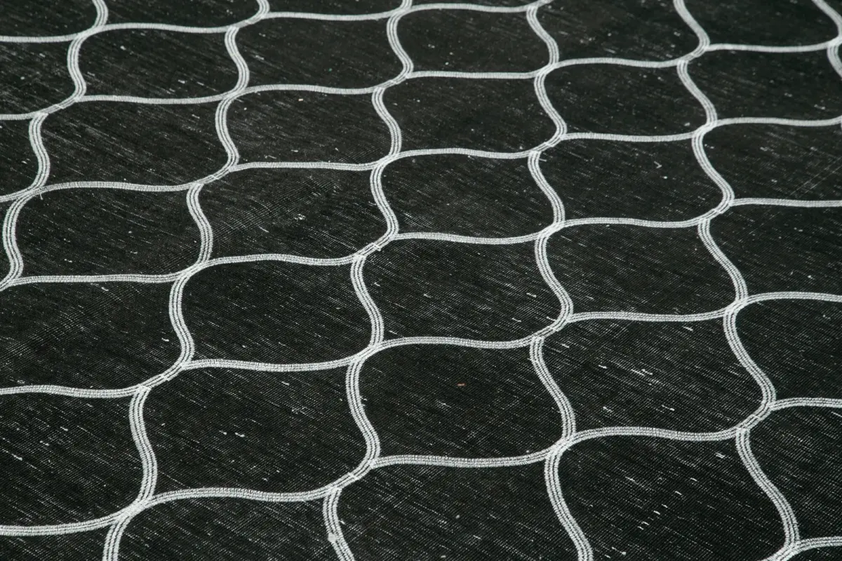 Modern Halı- Siyah Pamuk Üzerine Yün El Dokuma Halı-293x387 - Görsel 5