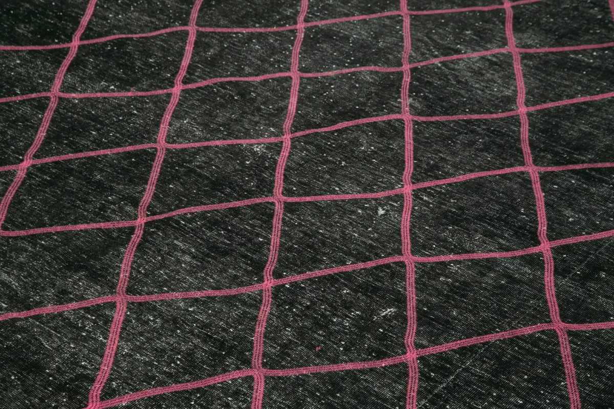 Modern Halı- Siyah Pamuk Üzerine Yün El Dokuma Halı-293x390 - Görsel 5