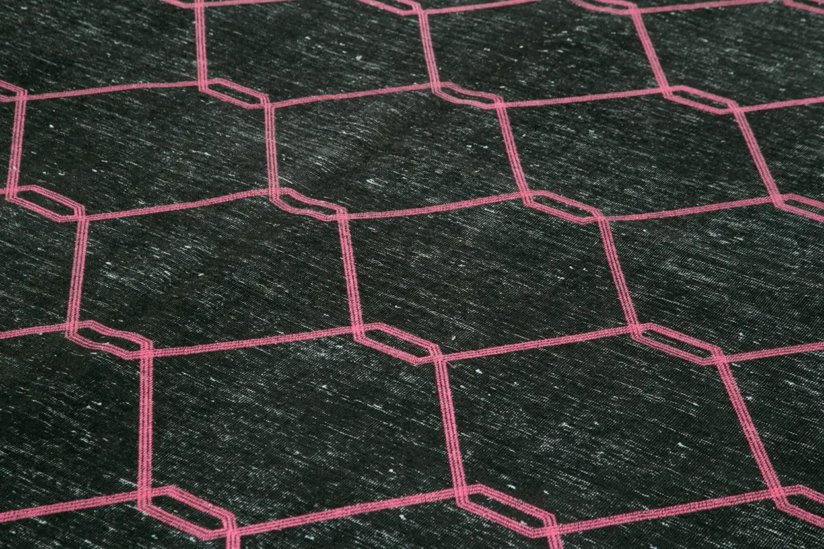 Modern Halı- Siyah Pamuk Üzerine Yün El Dokuma Halı-300x462 - Görsel 5