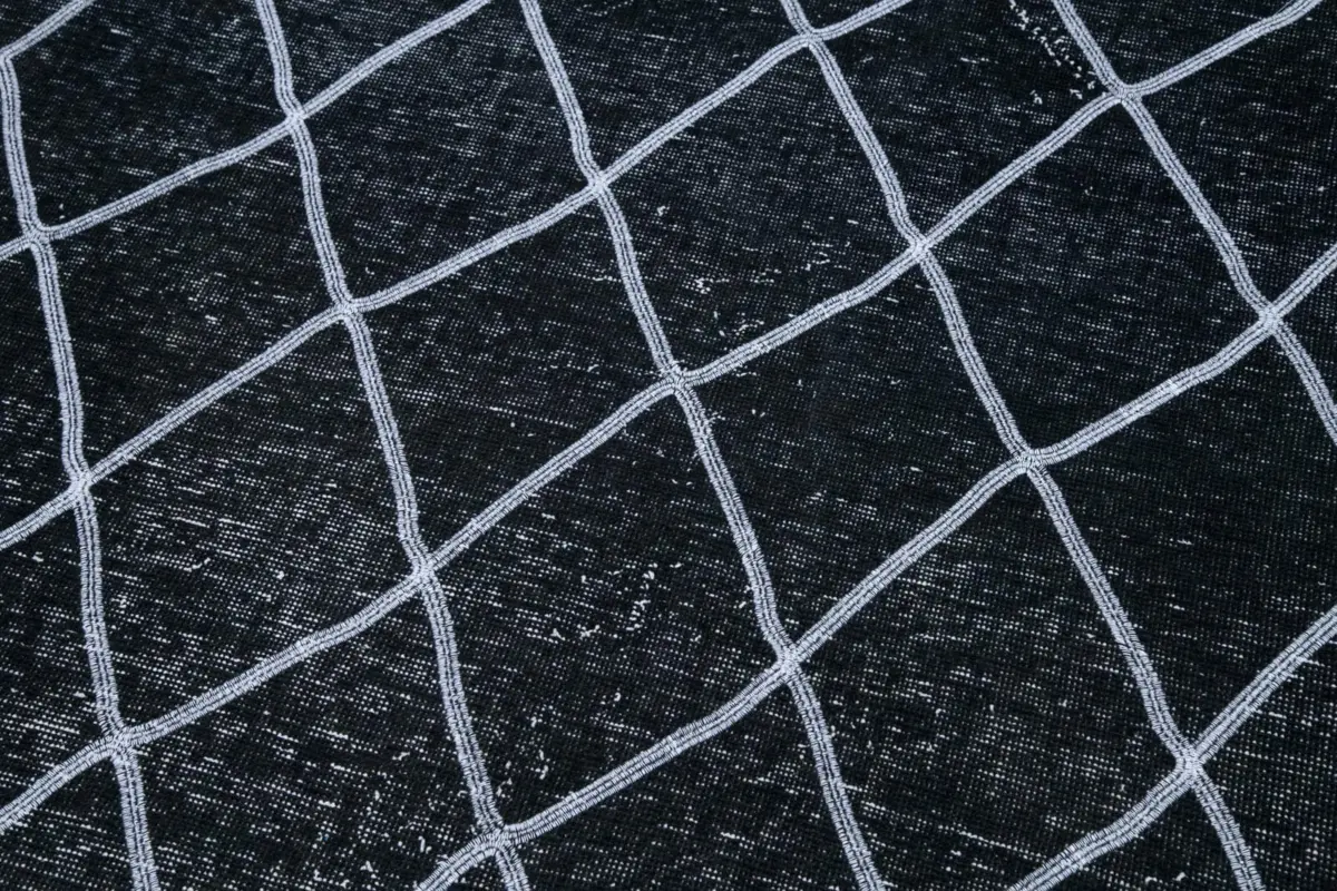 Modern Halı- Siyah Pamuk Üzerine Yün El Dokuma Halı-144x374 - Görsel 7