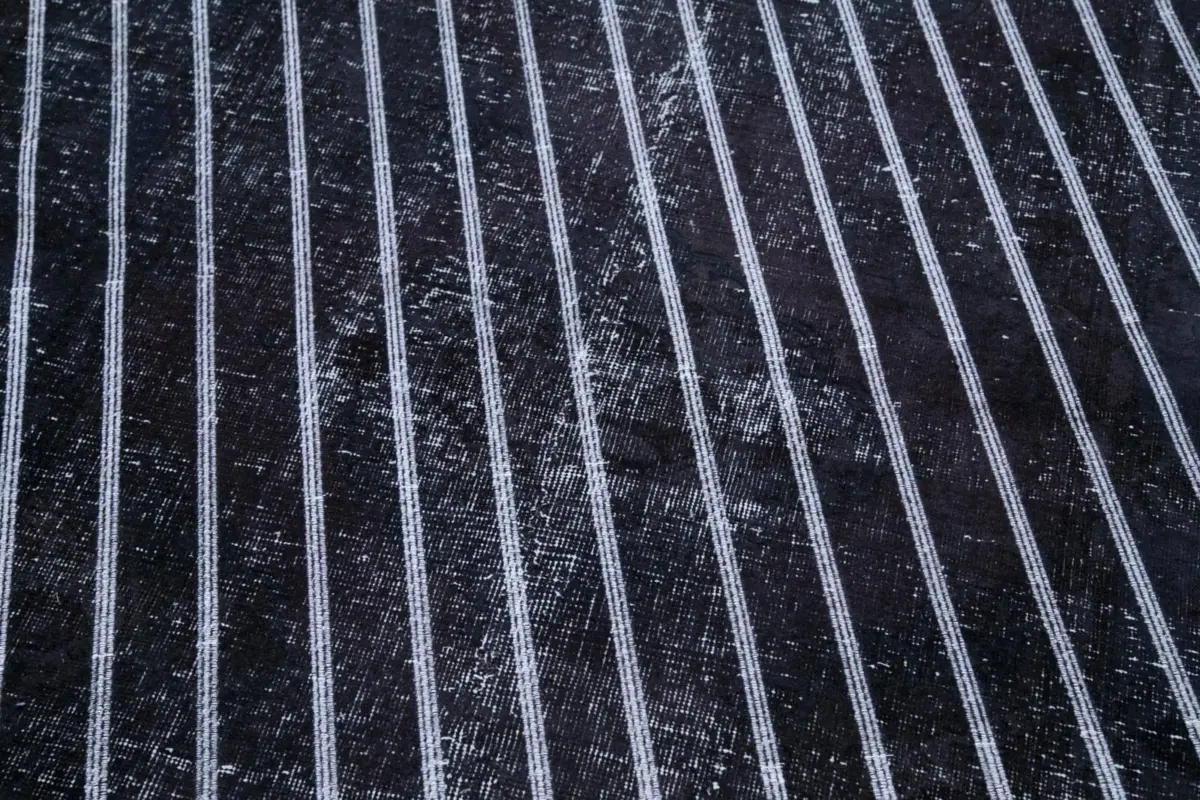 Modern Halı- Siyah Pamuk Üzerine Yün El Dokuma Halı-141x372 - Görsel 7