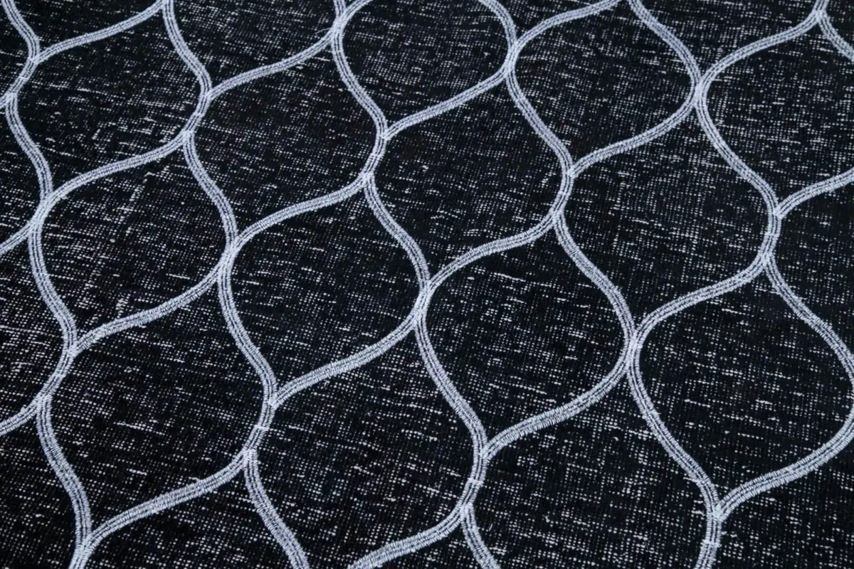 Modern Halı- Siyah Pamuk Üzerine Yün El Dokuma Halı-152x342 - Görsel 6