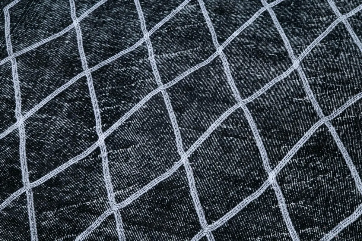 Modern Halı- Siyah Pamuk Üzerine Yün El Dokuma Halı-143x395 - Görsel 6