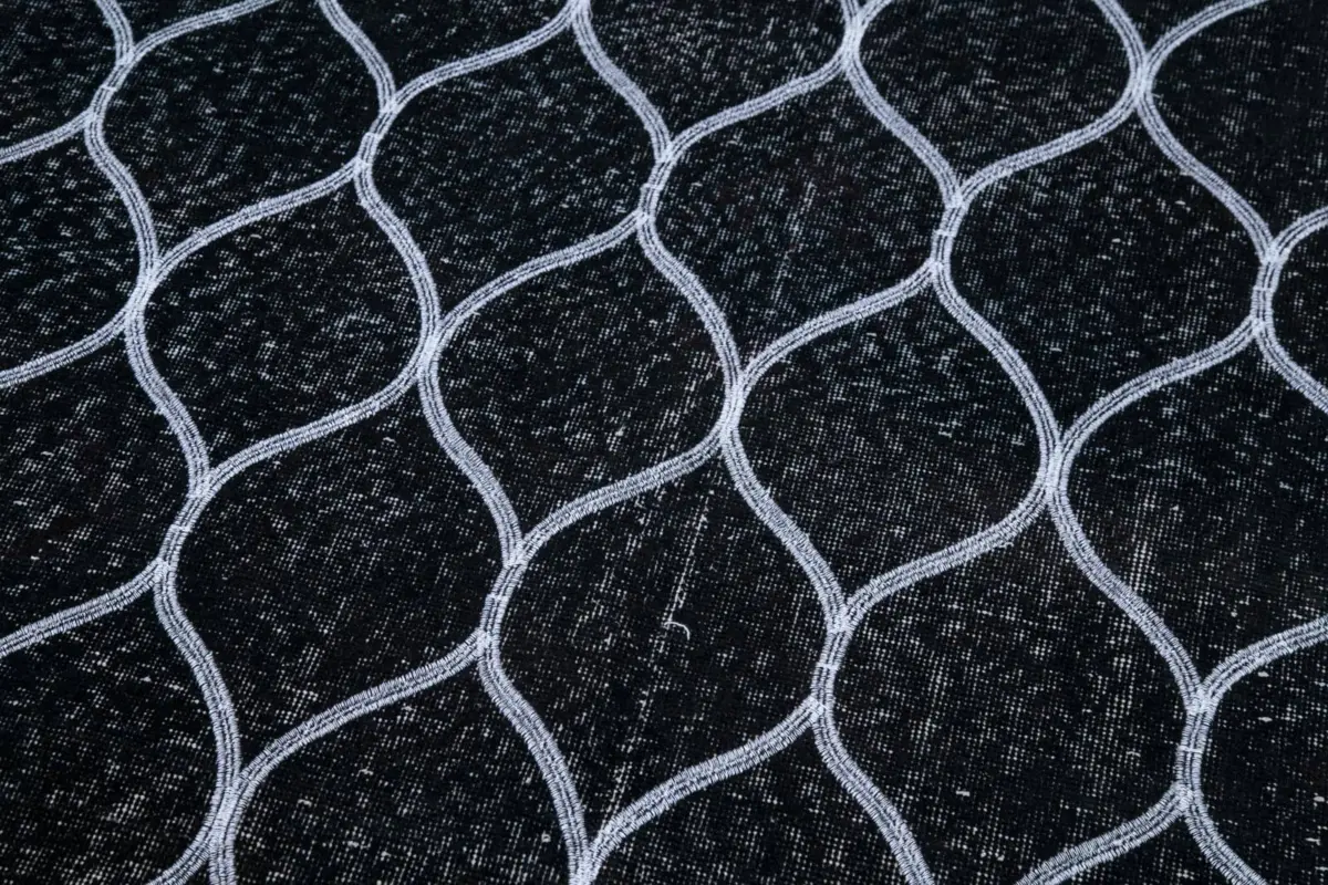 Modern Halı- Siyah Pamuk Üzerine Yün El Dokuma Halı-146x380 - Görsel 6