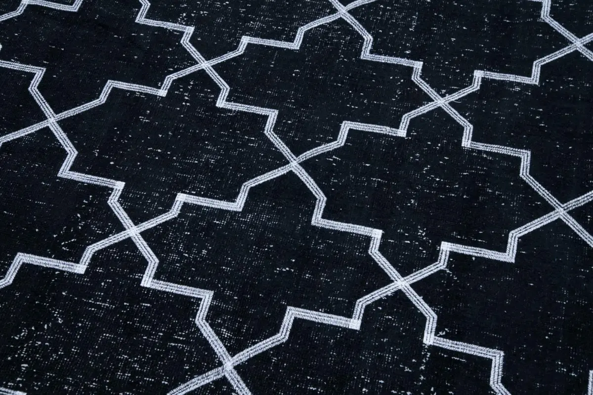 Modern Halı- Siyah Pamuk Üzerine Yün El Dokuma Halı-143x386 - Görsel 6