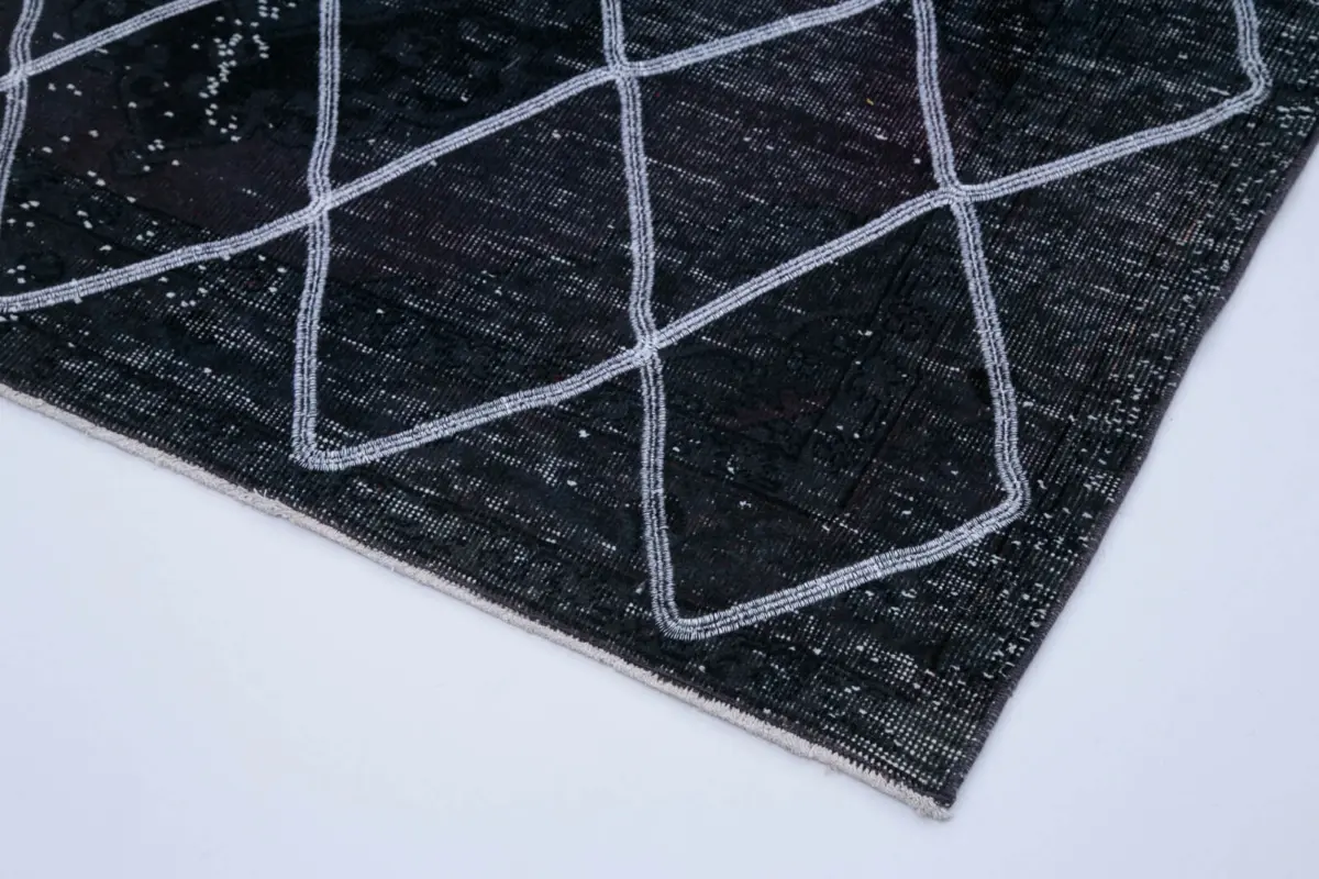 Modern Halı- Siyah Pamuk Üzerine Yün El Dokuma Halı-141x368 - Görsel 4