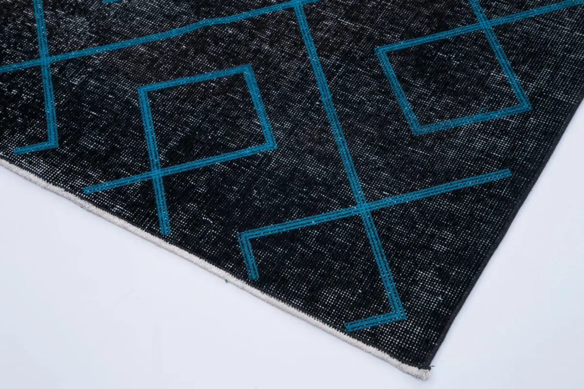 Modern Halı- Siyah Pamuk Üzerine Yün El Dokuma Halı-149x396 - Görsel 4