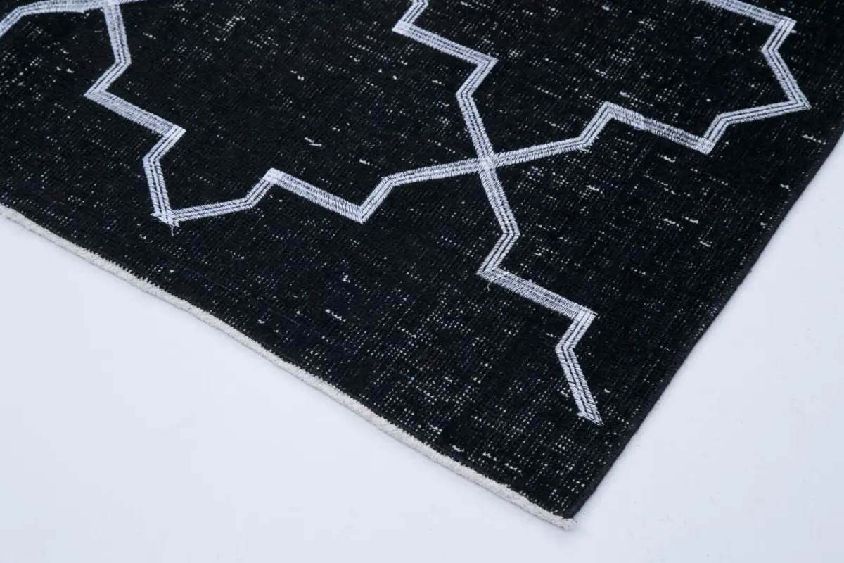 Modern Halı- Siyah Pamuk Üzerine Yün El Dokuma Halı-142x350 - Görsel 4