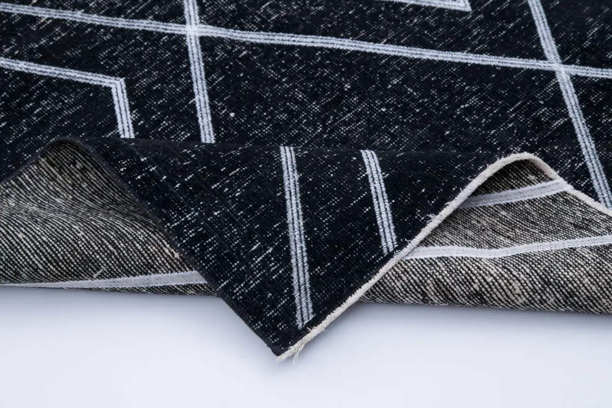 Modern Halı- Siyah Pamuk Üzerine Yün El Dokuma Halı-129x361 - Görsel 5