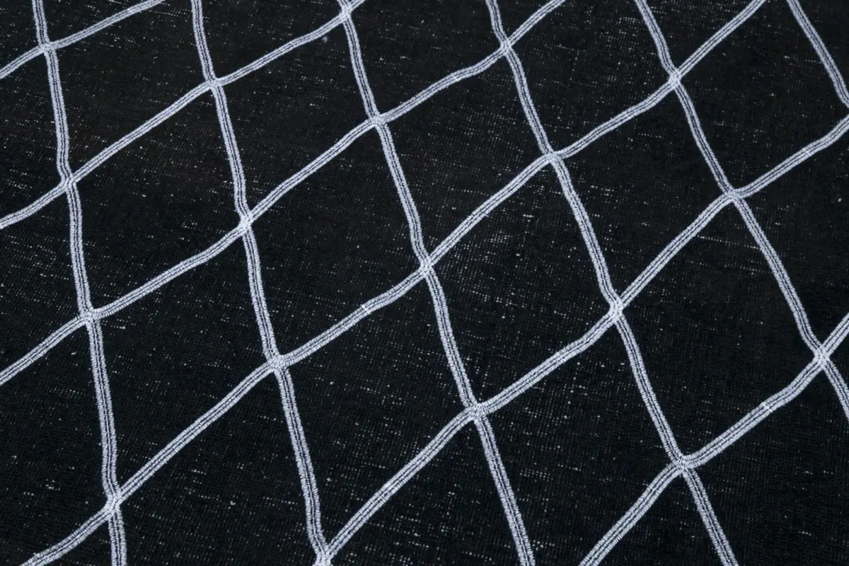 Modern Halı- Siyah Pamuk Üzerine Yün El Dokuma Halı-148x382 - Görsel 6