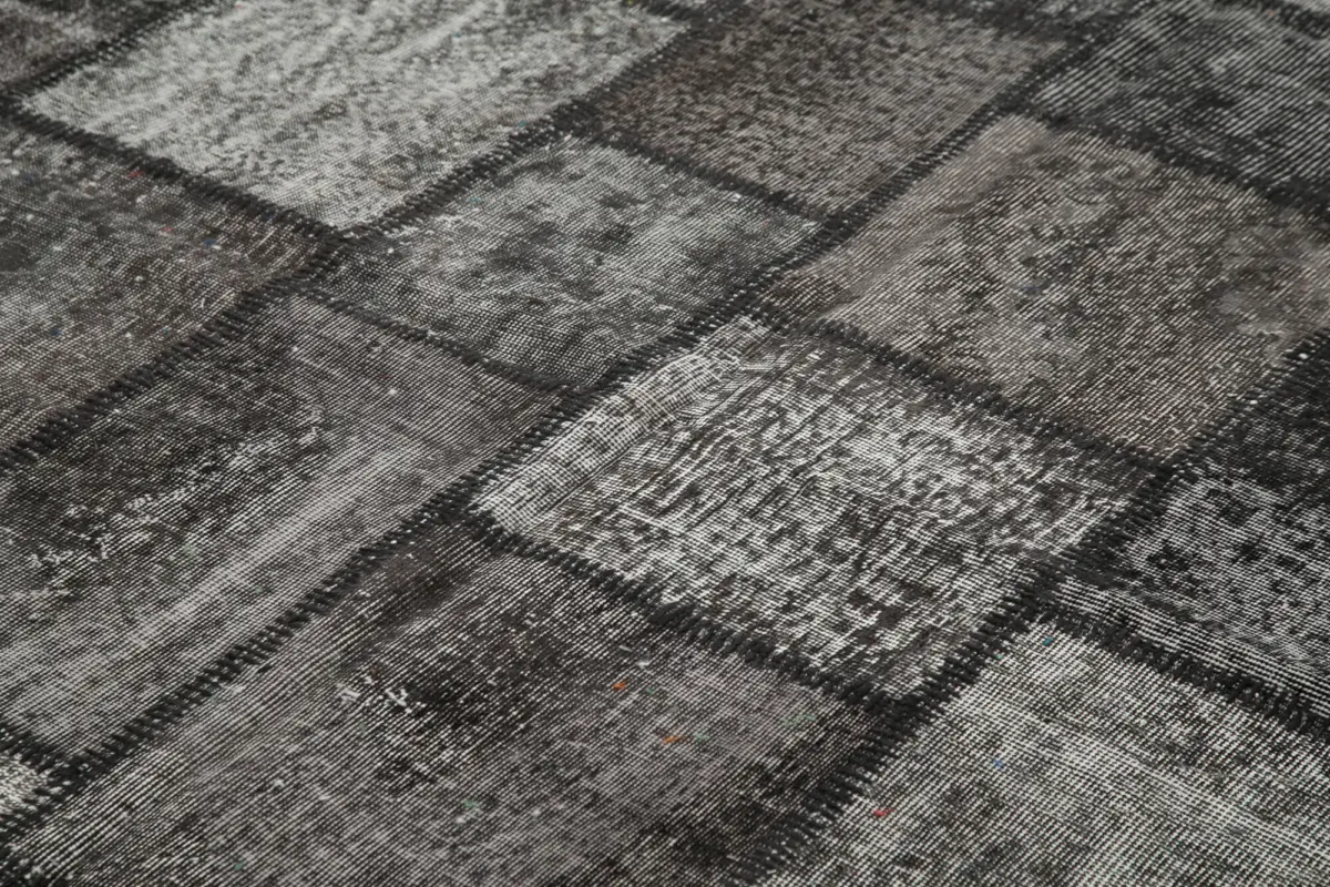 Patchwork Siyah Pamuk Üzerine Yün El Dokuma Kilim-256x352 - Görsel 5