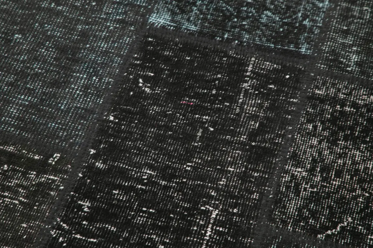 Patchwork Siyah Pamuk Üzerine Yün El Dokuma Kilim-085x299 - Görsel 5