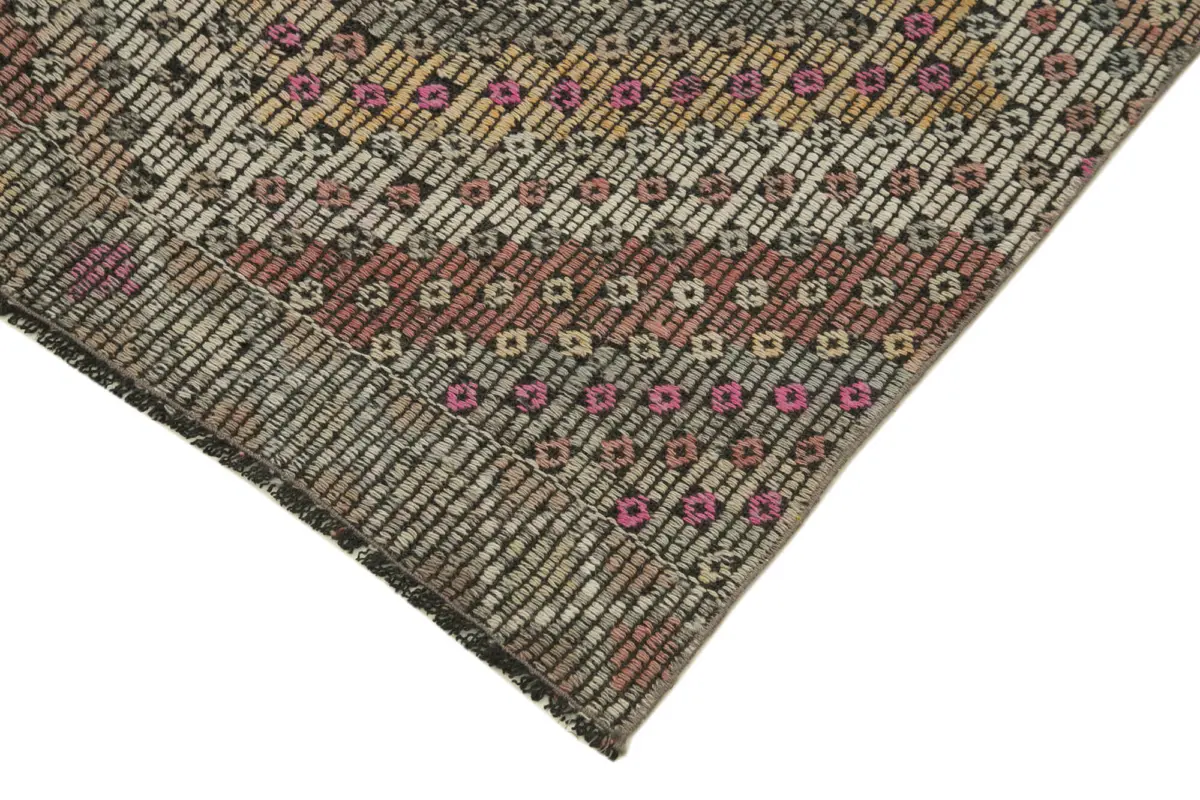 Anadolu Eskitme Kahverengi Pamuk Üzerine Yün El Dokuma Kilim-086x300 - Görsel 4