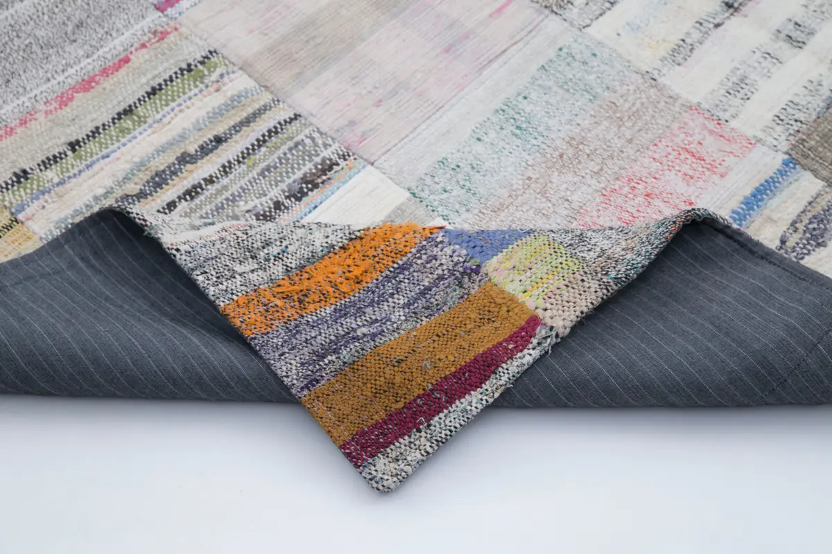 Chaput Patchwork Multi Renk Pamuk Üzerine Yün El Dokuma Kilim-201x300 - Görsel 5