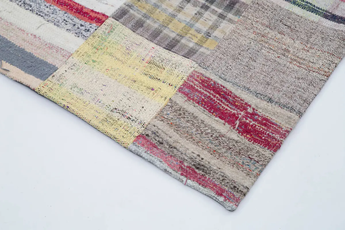Chaput Patchwork Multi Renk Pamuk Üzerine Yün El Dokuma Kilim-201x300 - Görsel 4