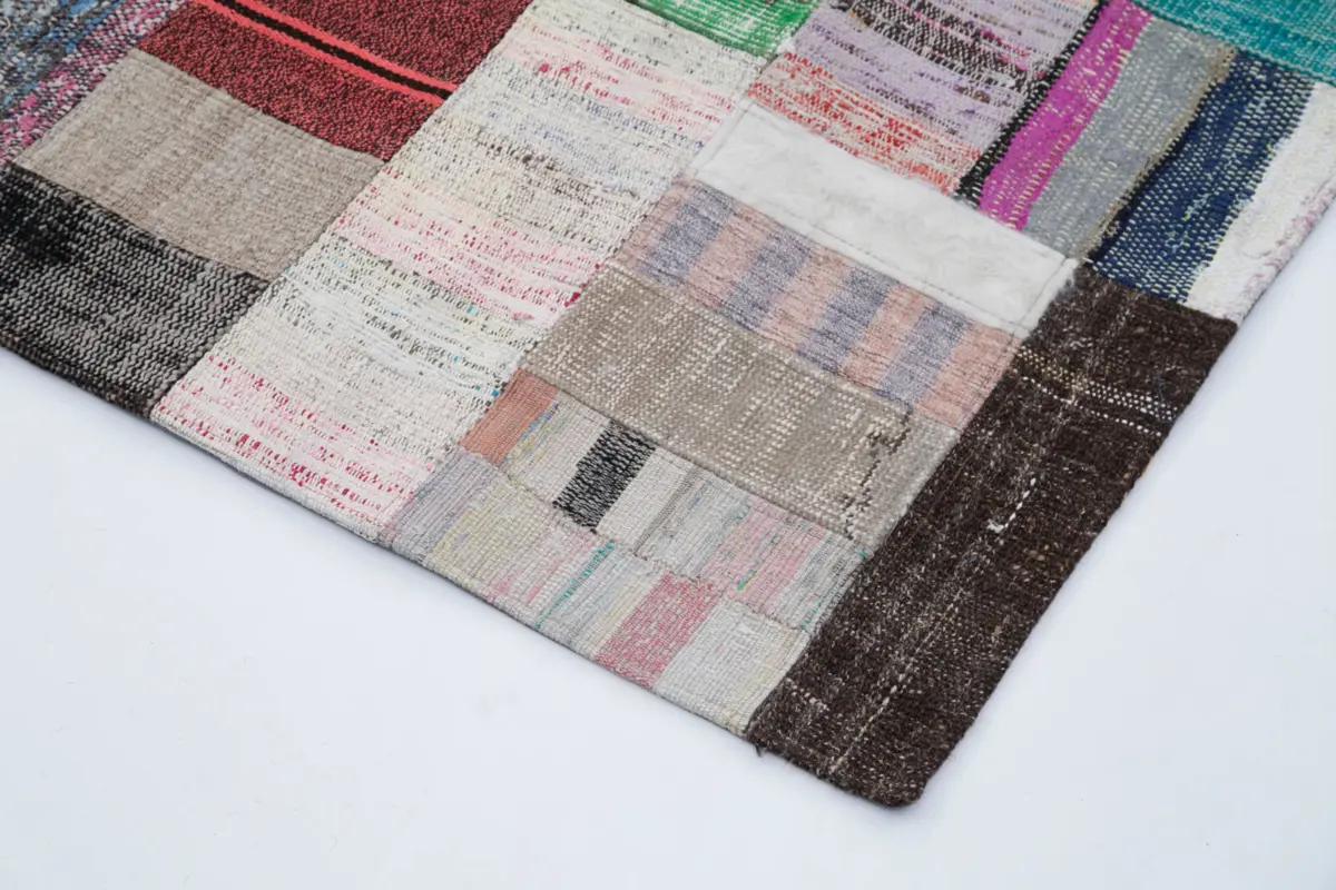 Chaput Patchwork Multi Renk Pamuk Üzerine Yün El Dokuma Kilim-200x300 - Görsel 4
