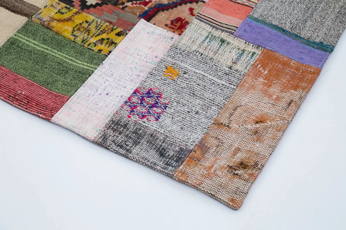 Chaput Patchwork Multi Renk Pamuk Üzerine Yün El Dokuma Kilim-200x300 - Görsel 4