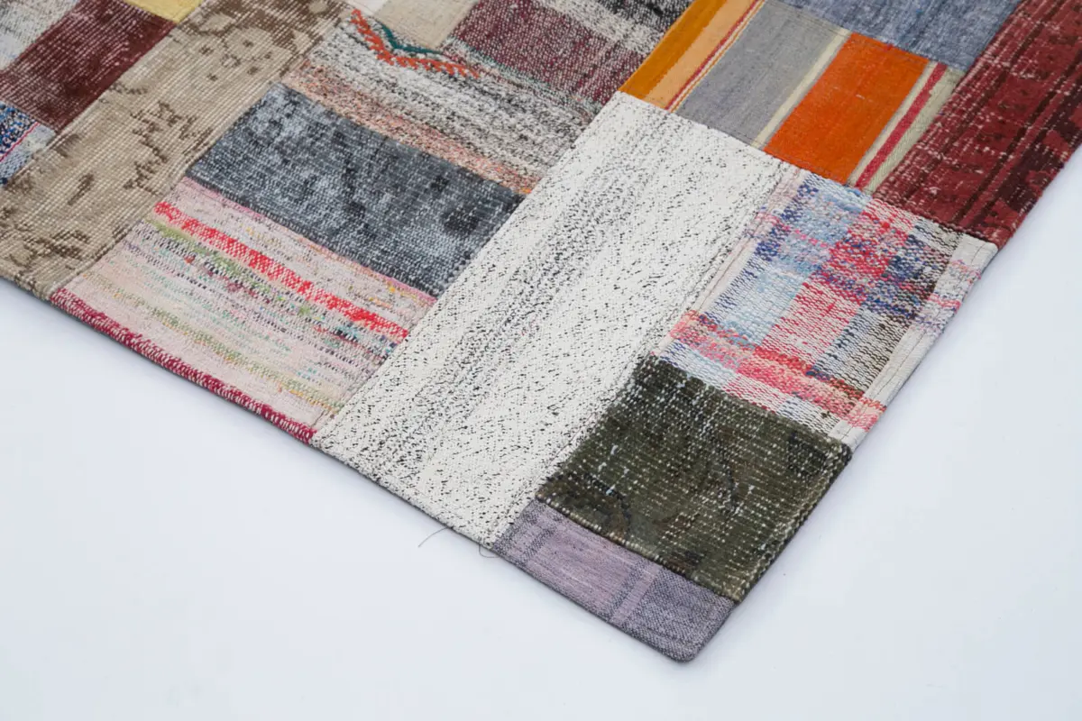 Chaput Patchwork Multi Renk Pamuk Üzerine Yün El Dokuma Kilim-200x300 - Görsel 4
