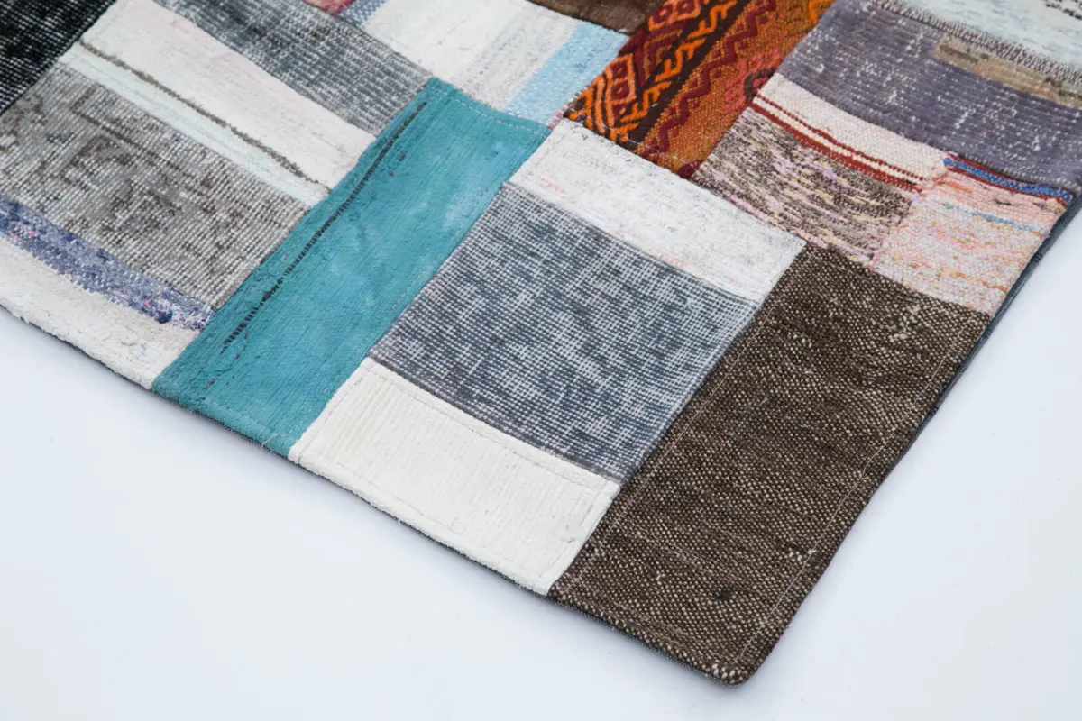 Chaput Patchwork Multi Renk Pamuk Üzerine Yün El Dokuma Kilim-200x304 - Görsel 4