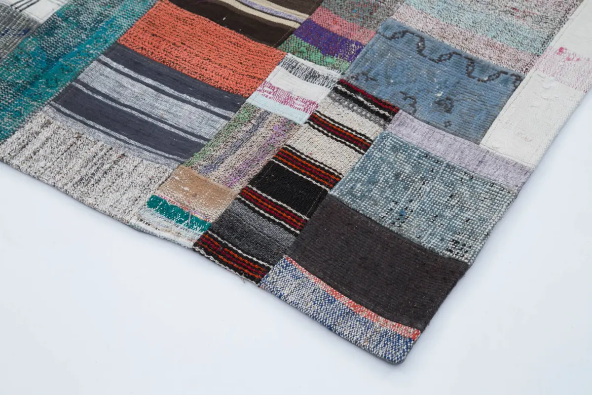 Chaput Patchwork Multi Renk Pamuk Üzerine Yün El Dokuma Kilim-200x305 - Görsel 4