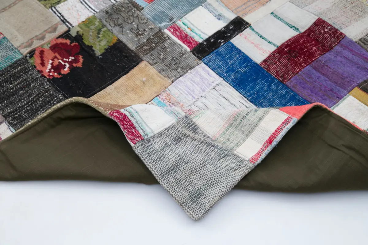 Chaput Patchwork Multi Renk Pamuk Üzerine Yün El Dokuma Kilim-199x303 - Görsel 5