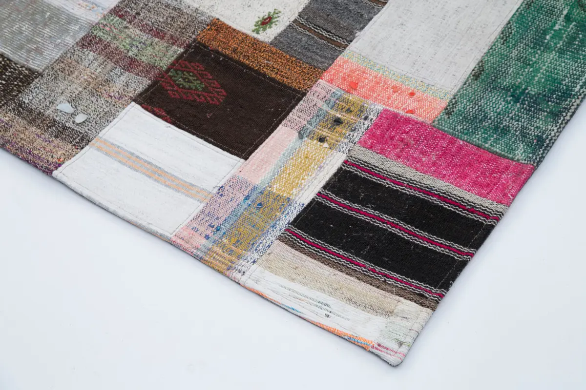 Chaput Patchwork Multi Renk Pamuk Üzerine Yün El Dokuma Kilim-197x300 - Görsel 4