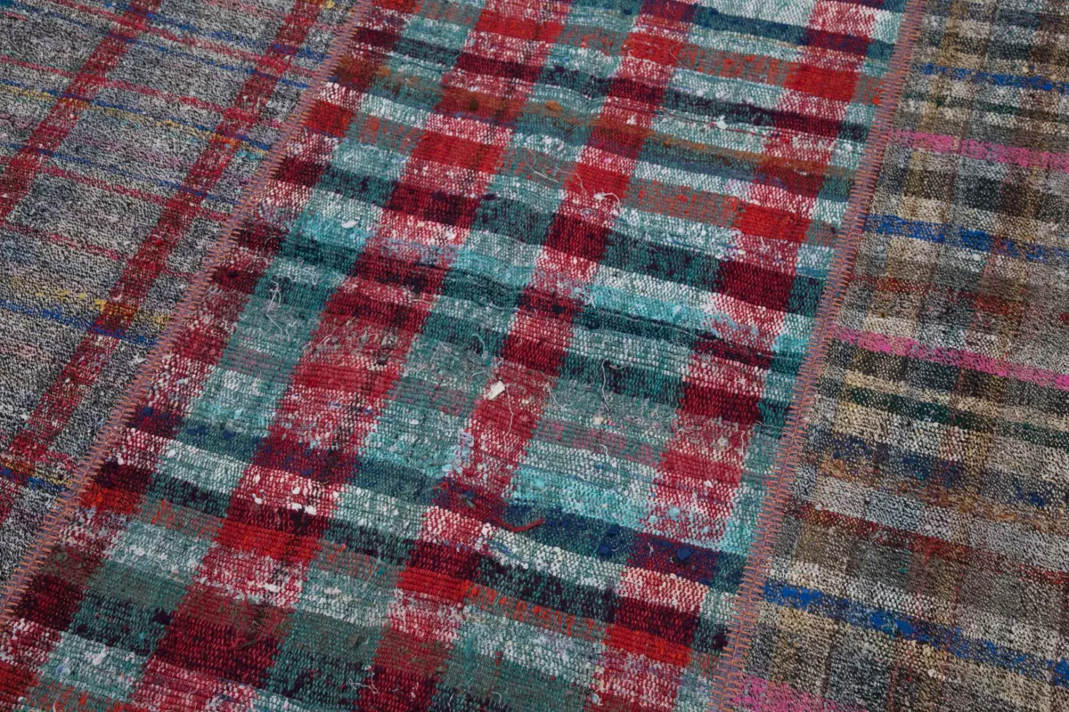 Chaput Patchwork Multi Renk Pamuk Üzerine Yün El Dokuma Kilim-205x300 - Görsel 6