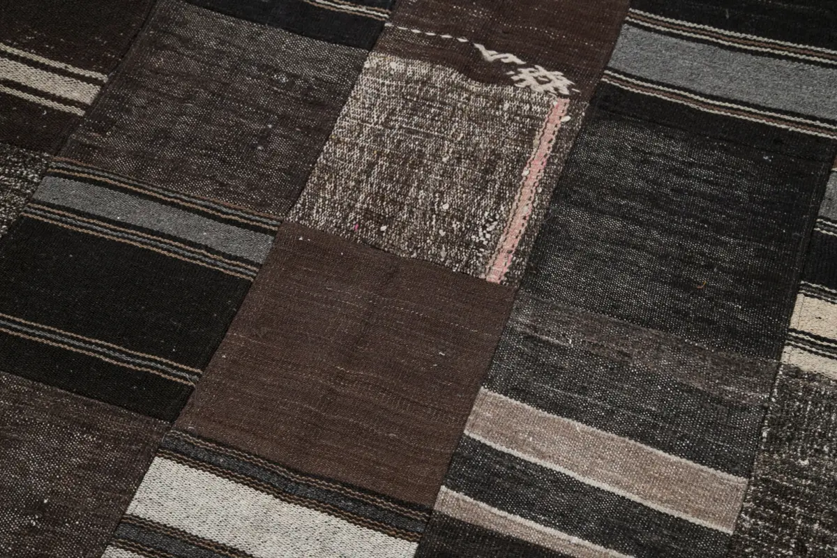 Chaput Patchwork Kahverengi Renk Pamuk Üzerine Yün El Dokuma Kilim-212x303 - Görsel 6