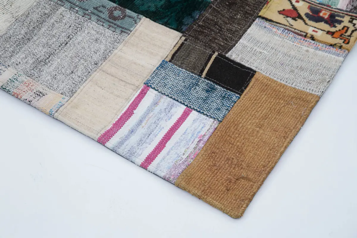 Chaput Patchwork Multi Renk Pamuk Üzerine Yün El Dokuma Kilim-170x240 - Görsel 4