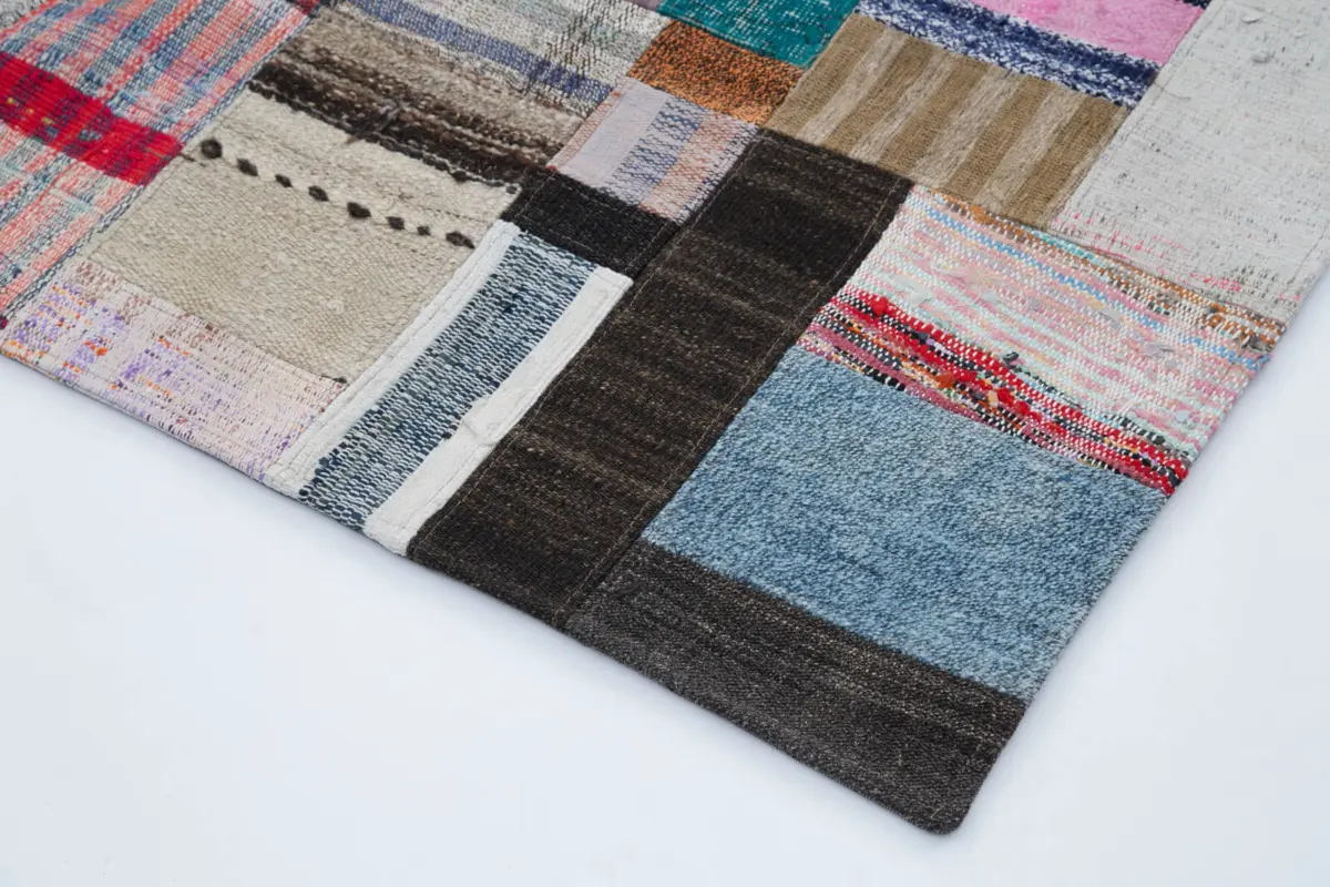 Chaput Patchwork Multi Renk Pamuk Üzerine Yün El Dokuma Kilim-200x303 - Görsel 4