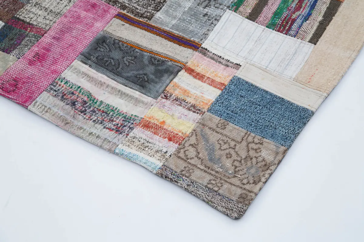 Chaput Patchwork Multi Renk Pamuk Üzerine Yün El Dokuma Kilim-200x303 - Görsel 4