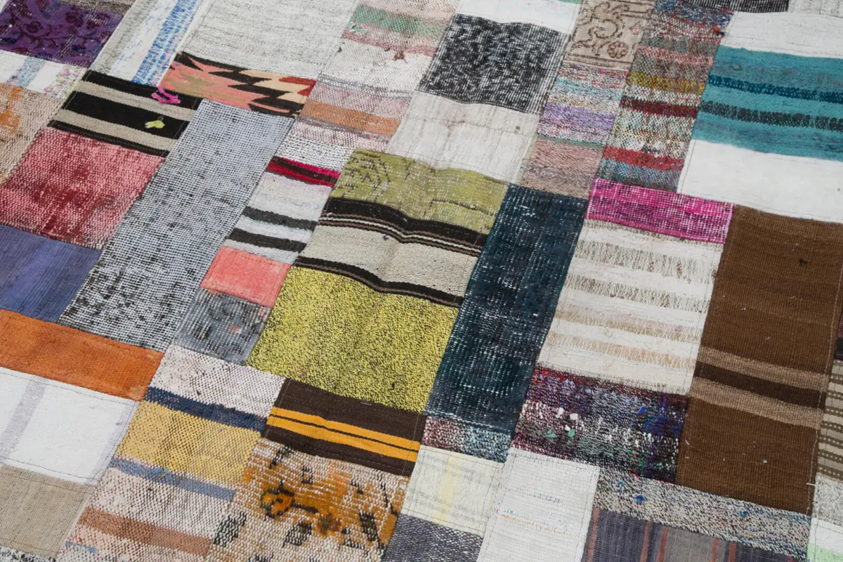 Chaput Patchwork Multi Renk Pamuk Üzerine Yün El Dokuma Kilim-200x303 - Görsel 6