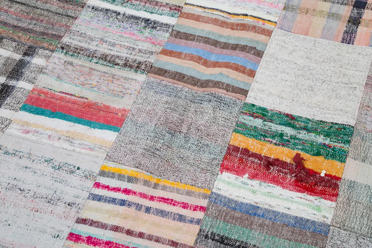 Chaput Patchwork Multi Renk Pamuk Üzerine Yün El Dokuma Kilim-211x299 - Görsel 6