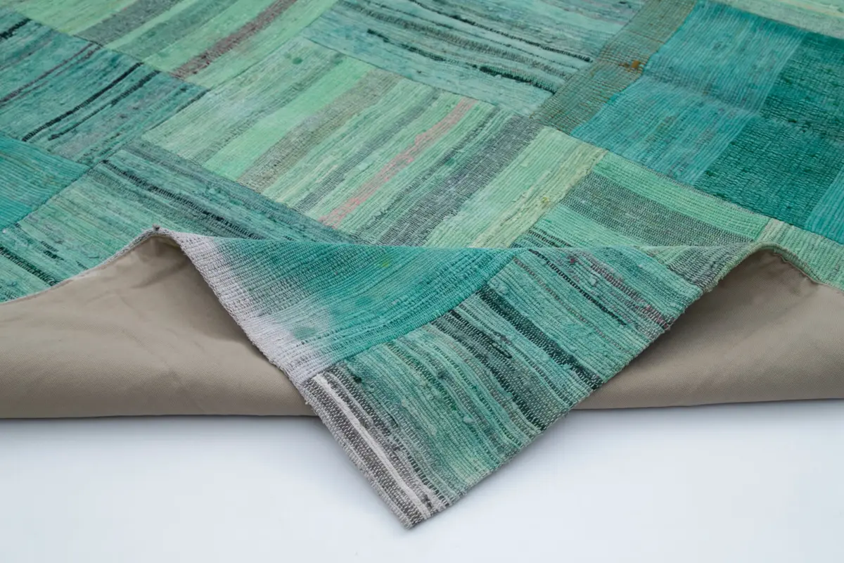 Chaput Patchwork Turkuaz Renk Pamuk Üzerine Yün El Dokuma Kilim-210x296 - Görsel 5