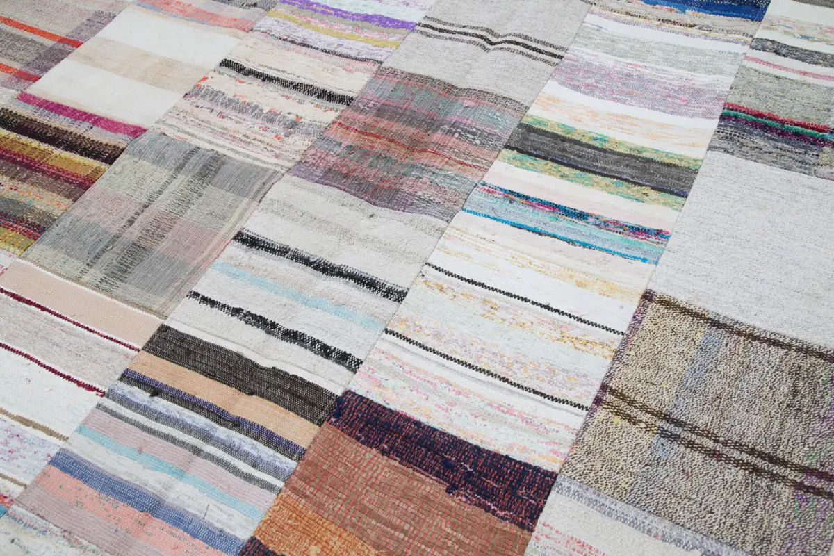 Chaput Patchwork Beyaz Renk Pamuk Üzerine Yün El Dokuma Kilim-203x301 - Görsel 6