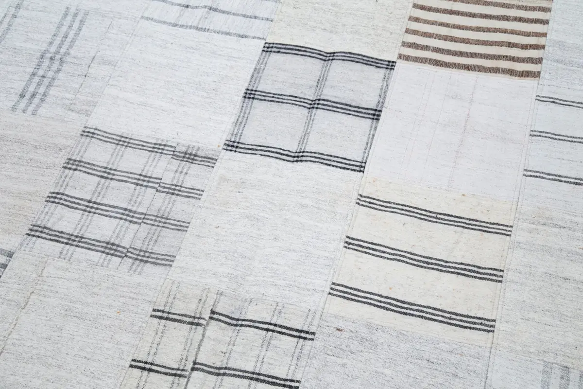 İnce Bez Patchwork Bej Pamuk Üzerine Yün El Dokuma Kilim-204x300 - Görsel 6