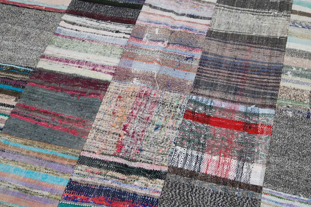 Chaput Patchwork Multi Renk Pamuk Üzerine Yün El Dokuma Kilim-210x298 - Görsel 6