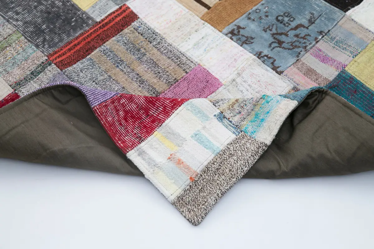 Chaput Patchwork Multi Renk Pamuk Üzerine Yün El Dokuma Kilim-246x303 - Görsel 5