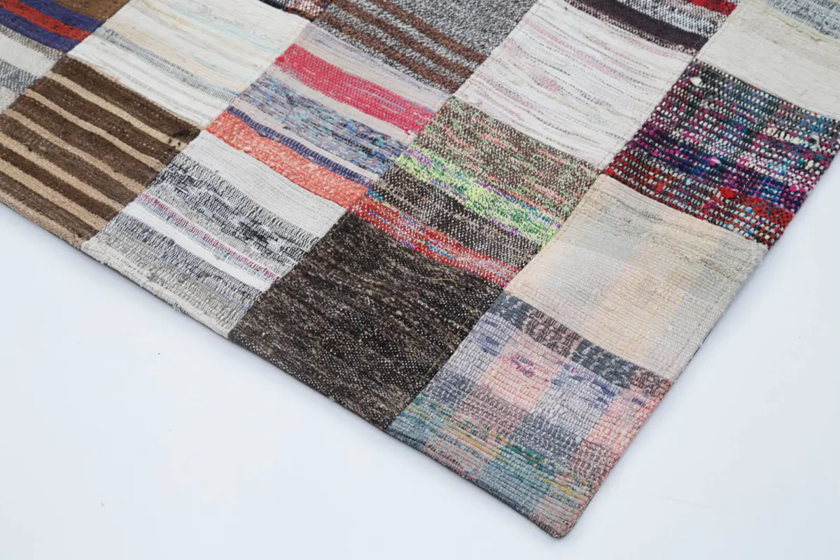 Chaput Patchwork Multi Renk Pamuk Üzerine Yün El Dokuma Kilim-242x300 - Görsel 4