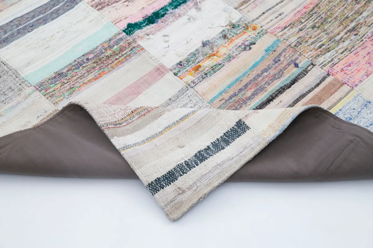 Chaput Patchwork Multi Renk Pamuk Üzerine Yün El Dokuma Kilim-241x300 - Görsel 5