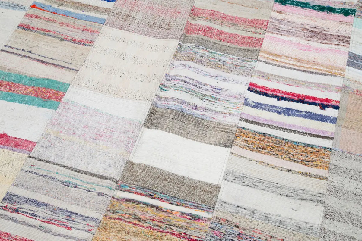 Chaput Patchwork Multi Renk Pamuk Üzerine Yün El Dokuma Kilim-241x300 - Görsel 6