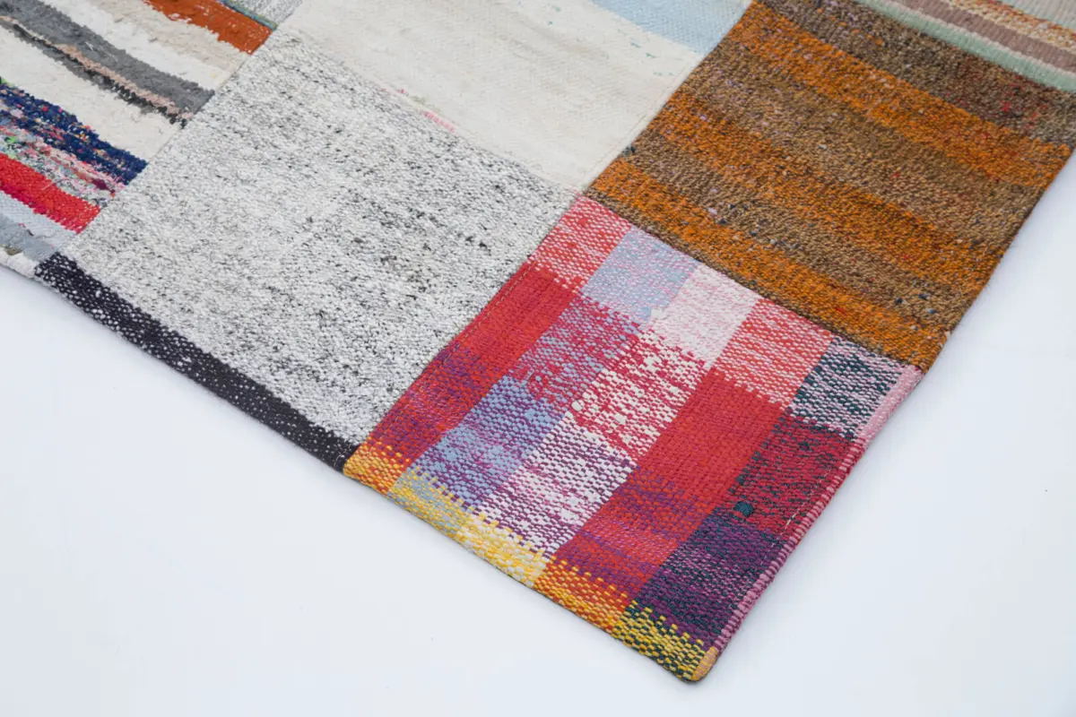 Chaput Patchwork Multi Renk Pamuk Üzerine Yün El Dokuma Kilim-237x299 - Görsel 4