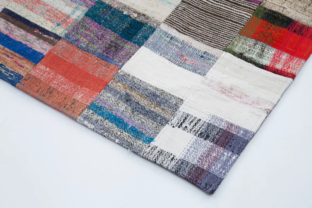 Chaput Patchwork Multi Renk Pamuk Üzerine Yün El Dokuma Kilim-241x300 - Görsel 4