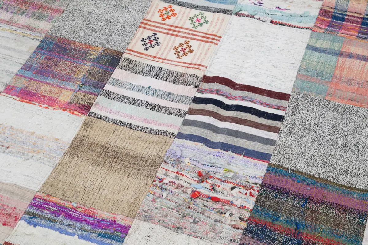 Chaput Patchwork Multi Renk Pamuk Üzerine Yün El Dokuma Kilim-240x300 - Görsel 6