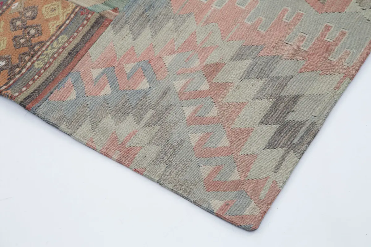 Anadolu Patchwork Multi Renk Pamuk Üzerine Yün El Dokuma Kilim-202x302 - Görsel 4