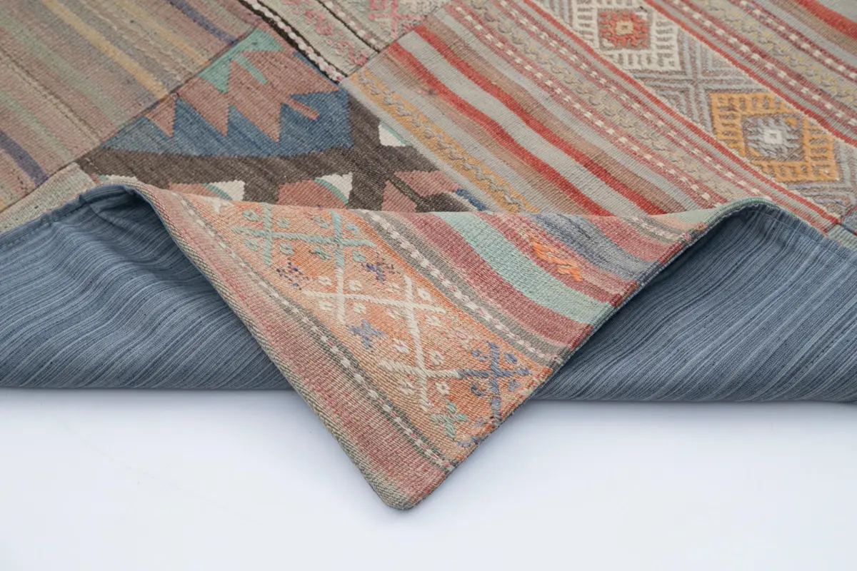 Anadolu Patchwork Multi Renk Pamuk Üzerine Yün El Dokuma Kilim-202x302 - Görsel 5