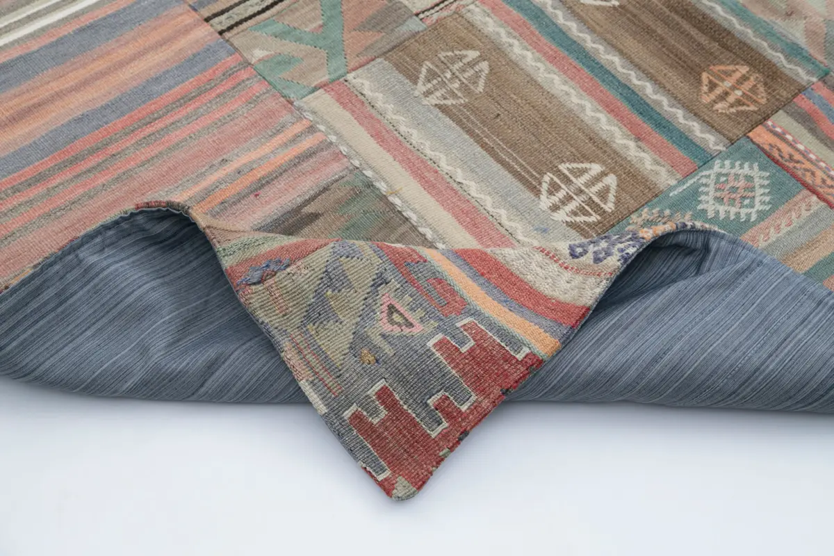 Anadolu Patchwork Bej Renk Pamuk Üzerine Yün El Dokuma Kilim-202x301 - Görsel 5