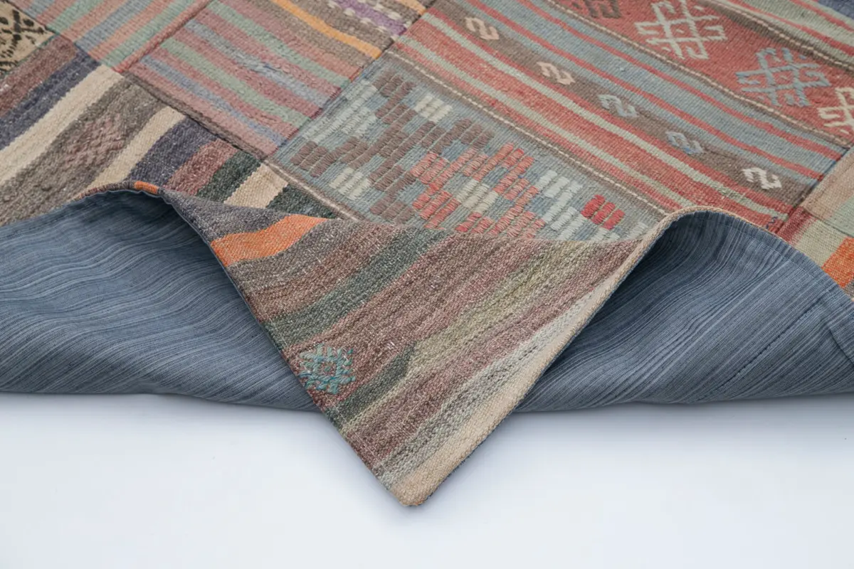 Anadolu Patchwork Kahverengi Renk Pamuk Üzerine Yün El Dokuma Kilim-202x300 - Görsel 5