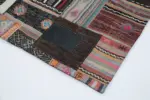 Anadolu Patchwork Kahverengi Renk Pamuk Üzerine Yün El Dokuma Kilim-200x303 - Görsel 4