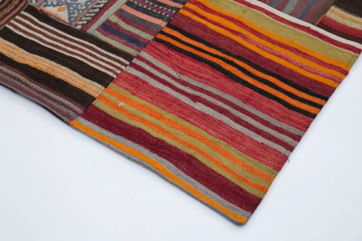 Anadolu Patchwork Multi Renk Pamuk Üzerine Yün El Dokuma Kilim-202x301 - Görsel 4